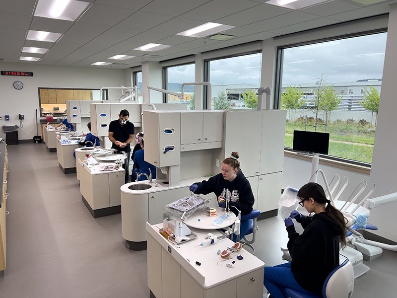 Dental Assisting Lab